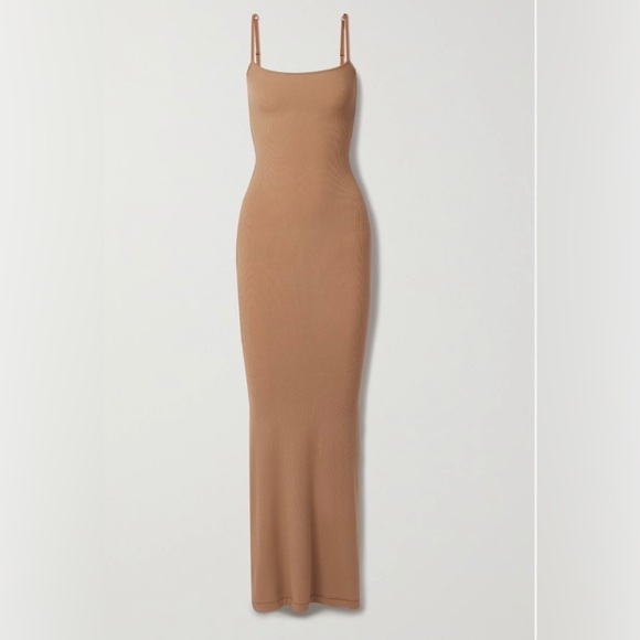 SKIMS Soft Lounge Long Slip Dress - Picture 2 of 9